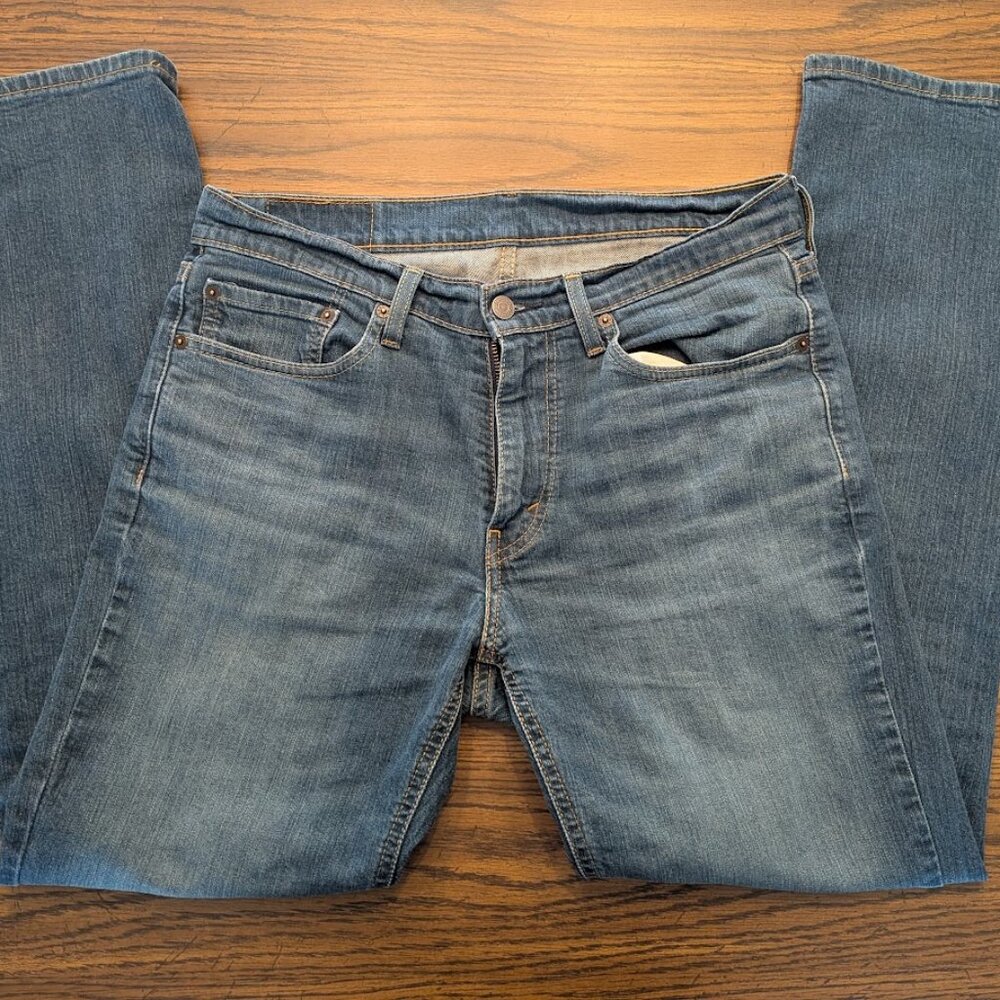 Levi 541 Men's 32 x 32 Athletic Taper Jeans